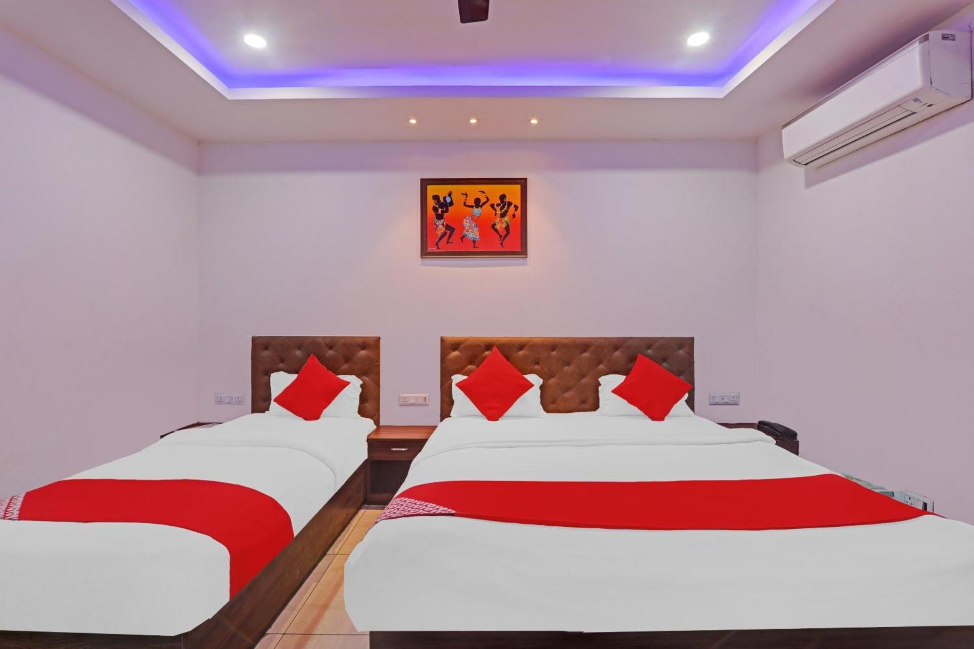 Super Hotel O Satya Shiv Inn Banthra Sikandarpur المظهر الخارجي الصورة